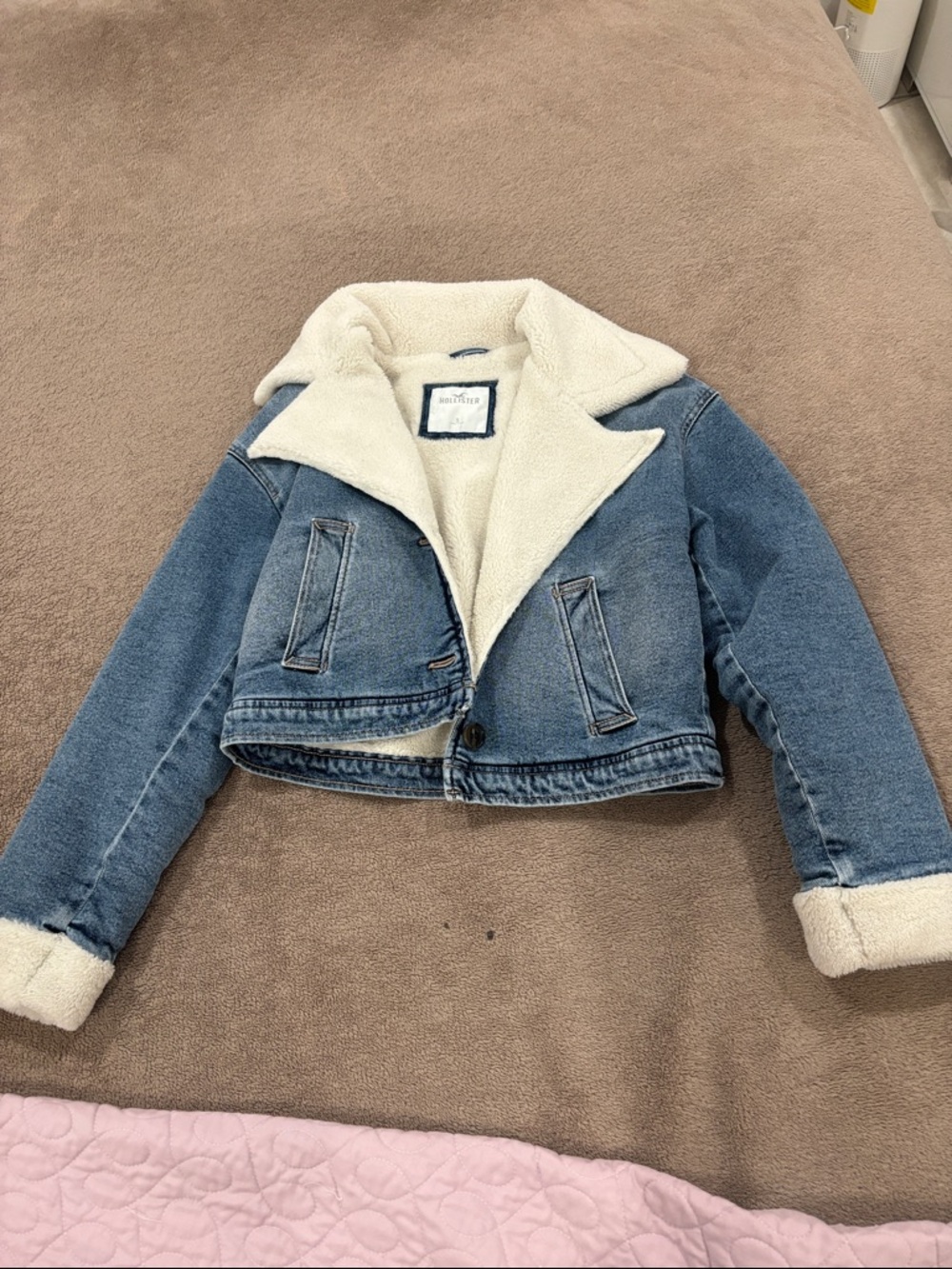 Faux Sherpa-Lined Cropped Denim Jacket - Light Blue & Cream